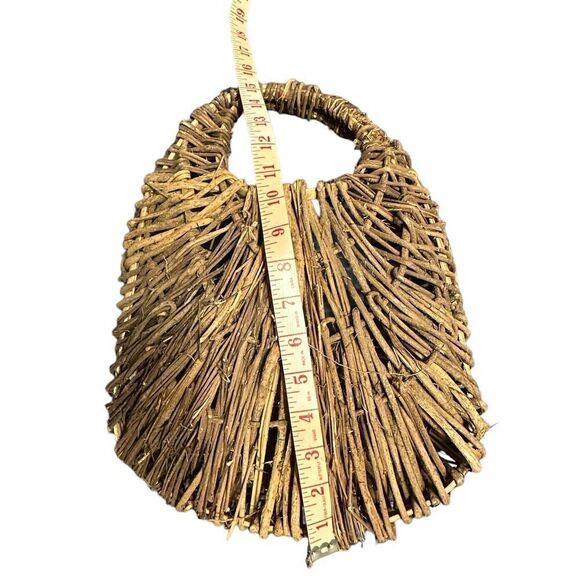 Rustic Flower Basket Wall Decor - Picture 5 of 10